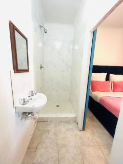 Executive Accommodation Bellville 2 - 5