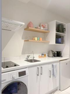 Tropicana Bijou - Studio & Spa - Carters Beach - 2