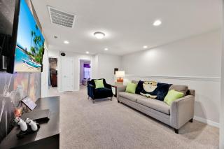 10 miles to Disney, Private Pool, Waterpark, Themed - 3