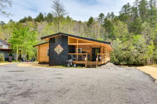Modern Creek-Front Cabin with Deck and Views in Murphy - Murphy - 9