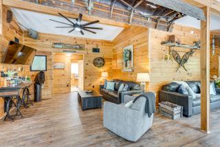 Modern Creek-Front Cabin with Deck and Views in Murphy - Murphy - 7