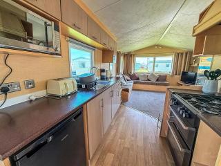 Lovely 8 Berth Caravan At California Cliffs Holiday Park In Norfolk Ref 50053C - Great Yarmouth - 3
