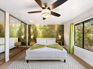 Azure Grove - Pebble Beach Tranquility for a Family of 8 - Pebble Beach - 8