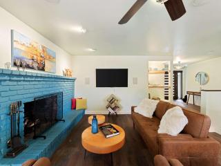 Azure Grove - Pebble Beach Tranquility for a Family of 8 - Pebble Beach - 5