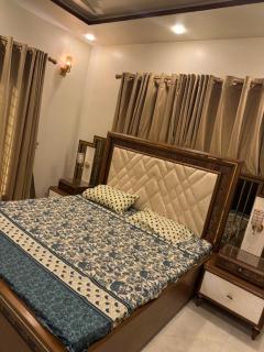 Raees Villa - Karachi - 8