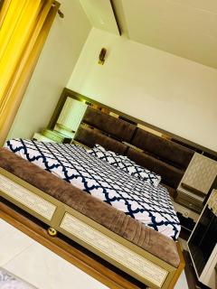 Raees Villa - Karachi - 5