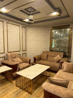 Raees Villa - Karachi - 2