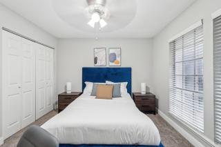 Stratton 2405h I Spacious 1 Bed 1 Bath - Arlington - 1