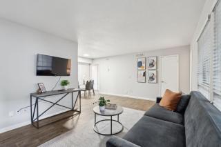 Stratton 2520c I Spacious 2 Bed 15 Bath - Arlington - 5