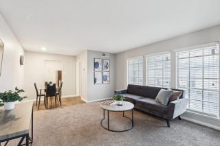 Stratton 2405l I Spacious 1 Bed 1 Bath - Arlington - 9