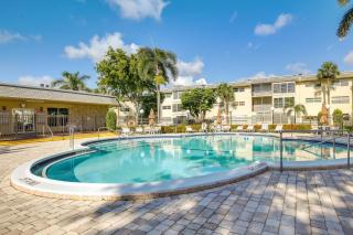 Community Pool Lauderhill Vacation Rental - 0