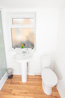 2-bed cosy and beautiful house in Luton town centre - Luton - 8