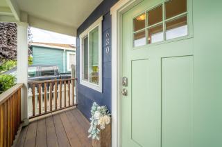 Charming 2 BDR Seaside Cottage - 5 Min to Beach - Seaside - 1