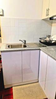 1BR with Netflix, Prime & KTV - Manila - 5