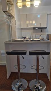 1BR with Netflix, Prime & KTV - Manila - 3