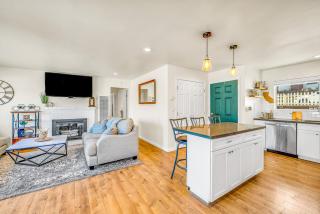Cozy Oaks - A Coastal Getaway with Idyllic Scenery - Del Rey Oaks - 2