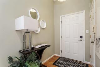 Warehouse District Modern Condo with Private Garage - Raleigh - 4