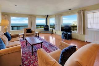 Stunning Coastal Cottage with Views of Monterey Bay - Watsonville - 9