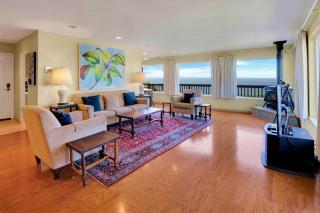 Stunning Coastal Cottage with Views of Monterey Bay - Watsonville - 3