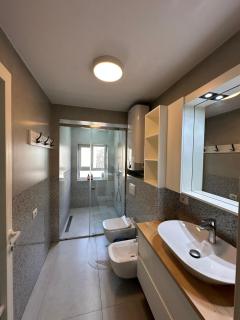 Boulevard apt close to Center - 6