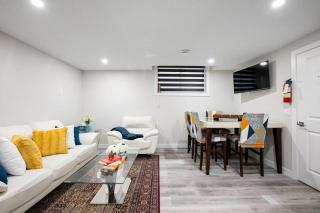 BRAND NEW! 2BR Private Suite - FREE Banff Pass, Netflix, Parking! Near Shopping & Airport! - Calgary - 6