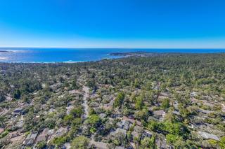 Snuggle Inn - A Romantic Retreat - Carmel - 6