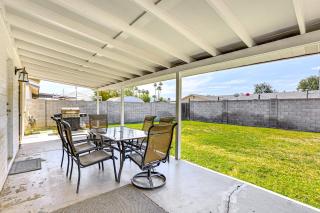 Family Home with Patio and Yard in Phoenix! - Phoenix - 9