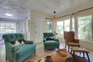 Walk to Ocean Chic Deerfield Beach Cottage! - Deerfield Beach - 6