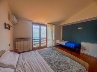 Appartamento a due passi dal lago con box - Dorio - 9