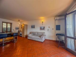 Appartamento a due passi dal lago con box - Dorio - 1