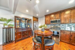 Fully Updated 3 BDR Seaside Home Minutes to Beach - Seaside - 6