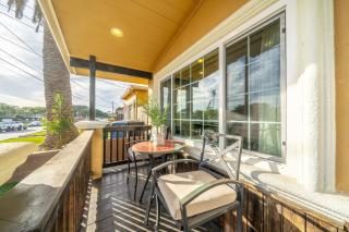 Fully Updated 3 BDR Seaside Home Minutes to Beach - Seaside - 2