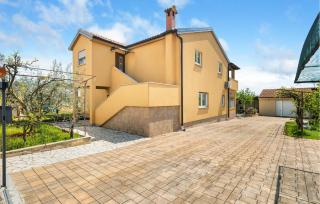 Cozy Apartment In Zbandaj - Žbandaj - 1