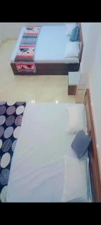 Anirudh Guesthouse - Vrindāvan - 1