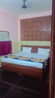 Anirudh Guesthouse - Vrindāvan - 5