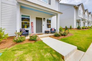 4 Mi to Auburn University Townhome with Fenced Yard - Opelika - 0
