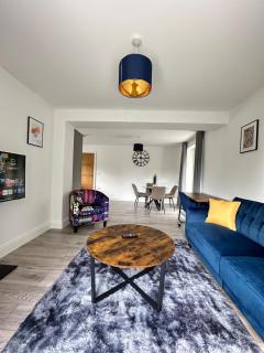 Contemporary Comfort 2 Bed Home - Stoughton - 5