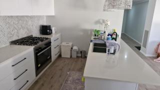 Modern home with Private ensuite - North Wagga - 1