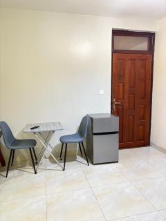 Maryz Secret Haven - cozy single bedroom self contained Condo - Kampala - 9
