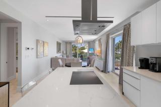 Cable Beach condo with ocean views - 1