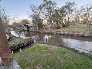 Home on the water. 4 beds - Springfield - 9