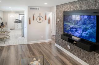 Elegant Home Mins from DTW - Dearborn Heights - 9