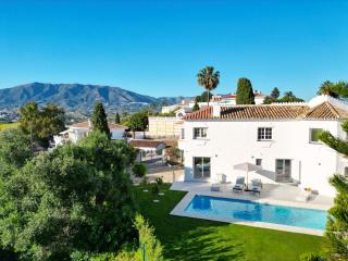 New! Stylish 3 Ensuite Villa with Stunning View & Private Pool - Costal del Sol - Mijas Costa - 0