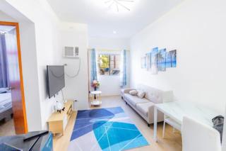 Tropical 2BR with Pool Pets OK & Walk to Beach - Lapu Lapu City - 0