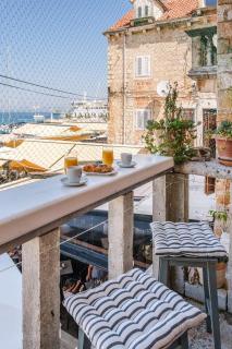 Apartments by the sea Supetar, Brac - 23792 - Supetar - 2