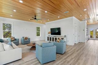 Waterfront Pool Rooftop Deck - The White Lotus - Santa Rosa Beach - 4