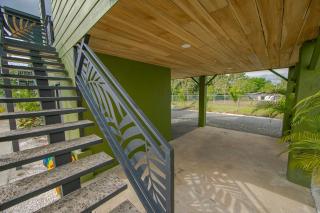 Refugio Verdanza-King bed and balcony with jacuzzi, fast Wifi, EV powering included! Only 5 minutes from La Fortuna - Fortuna - 8