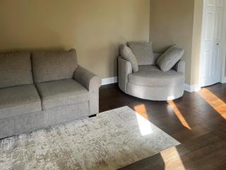 Bright Lake Cottage with Pool and Hot Tub - Fort Erie - 5