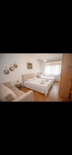Excellent Location at Scanderbeg Square - Tirana - 5