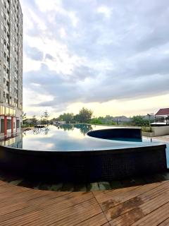 Apartemen amazana cozy, wifi, gym, pool - Cileduk 1 - 3